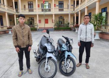 dan canh cuop xe may 2 nghi pham bi bat sau 48 gio Quảng Ninh: Bắt giữ 2 đối tượng dàn cảnh cướp xe máy sau 48 giờ gây án Dàn cảnh cướp xe máy, 2 nghi phạm bị bắt sau 48 giờ