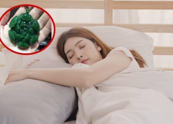 Đúng đêm giao thừa đặt 3 vật dưới gối, của cải tự tìm đến, năm mới làm gì cũng may