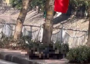 Hà Nội: Người phụ nữ nghi tẩm xăng tự thiêu ở ven sông