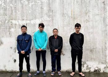 ha tinh pha chuyen an bat 4 doi tuong buon ban sung phao va ma tuy Hà Tĩnh: Bắt 4 đối tượng buôn bán súng, pháo và ma tuý trên mạng Hà Tĩnh: Phá chuyên án bắt 4 đối tượng buôn bán súng, pháo và ma tuý