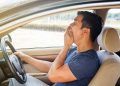 Kinh nghiệm lái xe: Làm thế nào để hết buồn ngủ khi lái xe?
