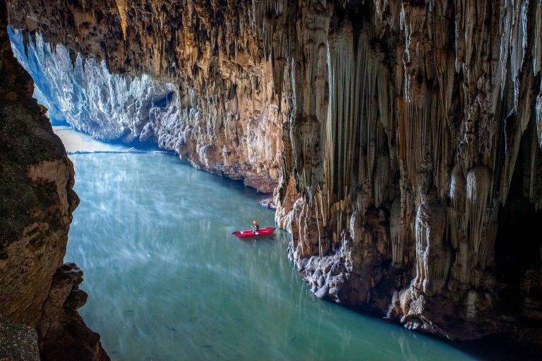 Những hang động đáng kinh ngạc nhất thế giới, Việt Nam góp một đại diện