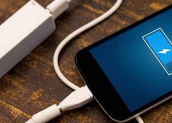 Tại sao pin điện thoại thông minh chỉ kéo dài một ngày?