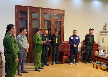 bat giam doc cong ty co phan dang kiem bac kan va 4 thuoc cap Khởi tố Giám đốc Công ty cổ phần đăng kiểm Bắc Kạn và 4 thuộc cấp Bắt Giám đốc Công ty cổ phần đăng kiểm Bắc Kạn và 4 thuộc cấp