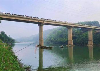 Bị nghi trộm tiền, nam sinh lớp 9 nhảy xuống sông Gianh tự vẫn