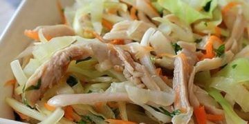 Cách làm món nộm ngon từ gà và giò 'giải cứu' tủ lạnh sau Tết