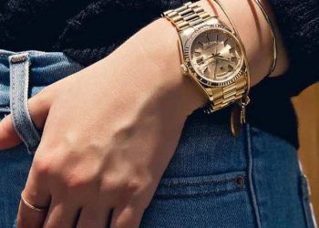 Cách thao túng tâm lý khiến giới siêu giàu tự nguyện "móc ví": Ra giá trên trời, hiếm khi sale và càng kén khách càng đắt hàng