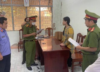 Đề nghị truy tố Tina Dương 2 tội danh