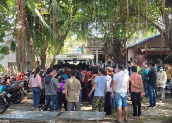 Lật thuyền 12 người rơi xuống sông Đồng Nai, 1 phụ nữ tử vong