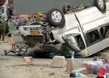 loi khai cua tai xe xe container vu tai nan 10 nguoi chet o quang nam Vụ tai nạn 10 người chết ở Quảng Nam: Tài xế xe container khai gì? Lời khai của tài xế xe container vụ tai nạn 10 người chết ở Quảng Nam