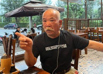 lum xum chuyen pho thin 13 lo duc cha de thuong hieu len tieng "Cha đẻ" thương hiệu phở Thìn Lò Đúc lên tiếng về lùm xùm thương hiệu Lùm xùm chuyện Phở Thìn 13 Lò Đúc - "cha đẻ" thương hiệu lên tiếng