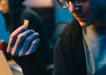 Nếu lộ, dãy số nhỏ này trên SIM điện thoại có thể khiến tài khoản ngân hàng của bạn bị rút cạn