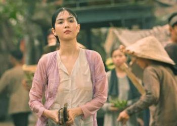 Ngọc Trinh và những lần khoe thân phản cảm, gây tranh cãi trong Chị Chị Em Em 2 vì quá bạo