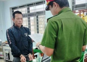 Tạm giam 3 tháng với người đánh shipper gãy hai tay