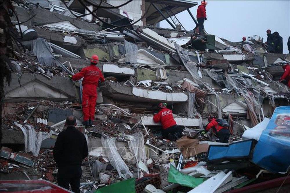 Vì sao 72 giờ đầu tiên rất quan trọng để giải cứu nạn nhân động đất?