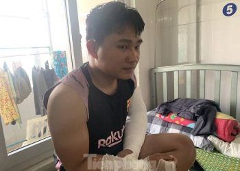 Vợ chồng khách hàng dùng tuýp sắt, ghế inox đánh gãy hai tay người giao hàng