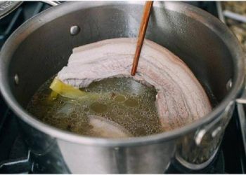 Bí quyết luộc thịt lợn ngon, mềm ngọt, không bị hôi