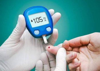 Dấu hiệu trên da tưởng bình thường nhưng có thể cảnh báo 4 bệnh nguy hiểm