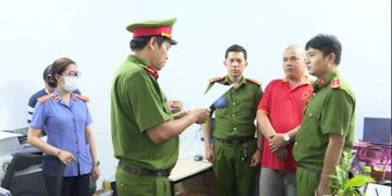 Nhân viên đòi nợ thuê gọi gần 3.000 cuộc gọi 'khủng bố', thu 2-3 tỷ đồng/tháng