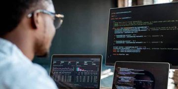 Những vị trí IT này ở Việt Nam có mức lương cao hơn cả Singapore